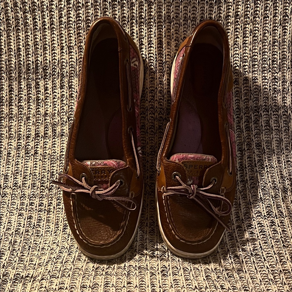 Sperry Women's Brown Moccasins with Pink Accents